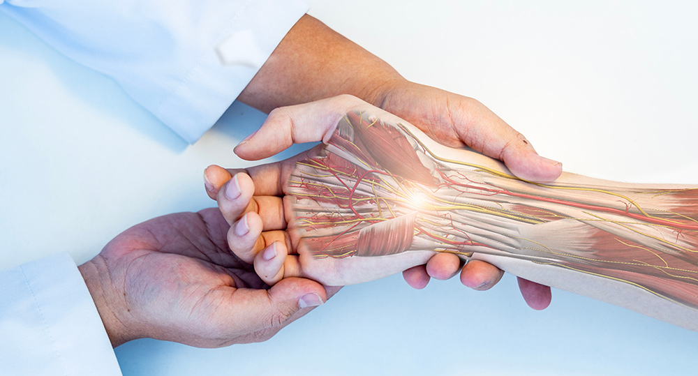 hand specialist, carpal tunnel consultation, wrist pain assessment
